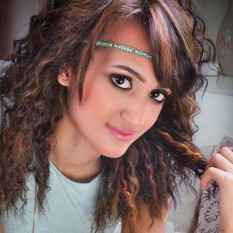 زينب اسامه