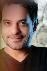 ايمن يوسف