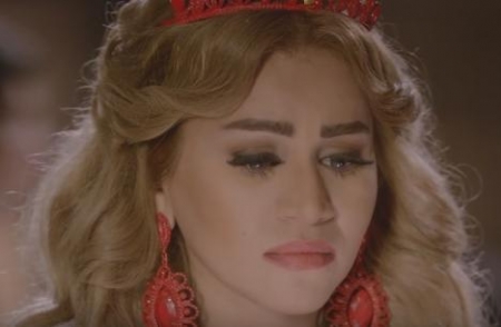 قمر الترك